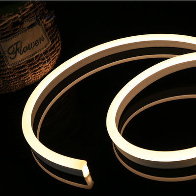 Top Buigbare Warm White Neon Flex DC 12V IP65 Waterdicht 8x16mm 120 LED's/M Volledige bundel