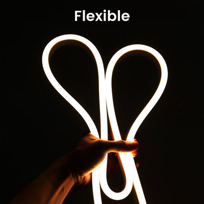 Silicone bedekte Warm White LED Neon Flex 24V DC Draadloos 8x16mm 120LEDs/m IP65 Waterdicht