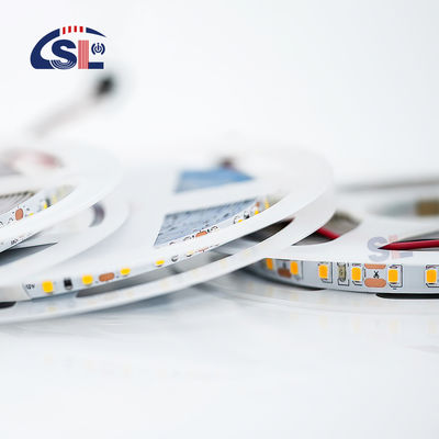 3- Vastgestelde verbindingstechnologie DC12V 2835 120D koude witte lichtstrook spiegel