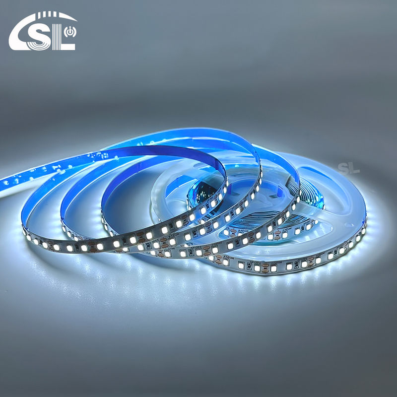 Gemakkelijk te installeren SMD 2835 120D 8mm 12000K Ra70 LED-lichtstrips voor badkamerspiegels